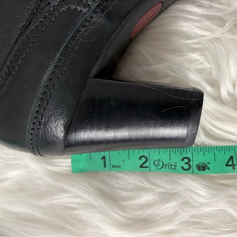 Clarks Artisan Collection Black Heeled Bootie - Picture 7 of 9